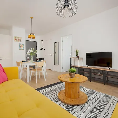 דירה Cheerful Lesmiana Garnizon Estate By Renters גדנסק