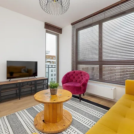 Apartman Cheerful Lesmiana Garnizon Estate By Renters Gdańsk