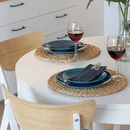 Cheerful Lesmiana Garnizon Estate By Renters דירה