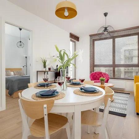 Cheerful Lesmiana Garnizon Estate By Renters דירה *