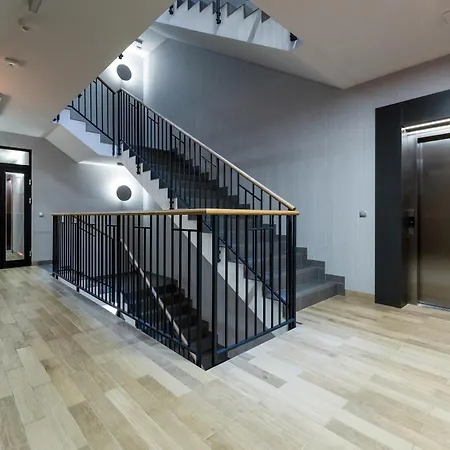 Cheerful Lesmiana Garnizon Estate By Renters